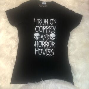 “ I Run On Coffee And Horror Movies “ Women’s Black Skull T-Shirt Sz Medium